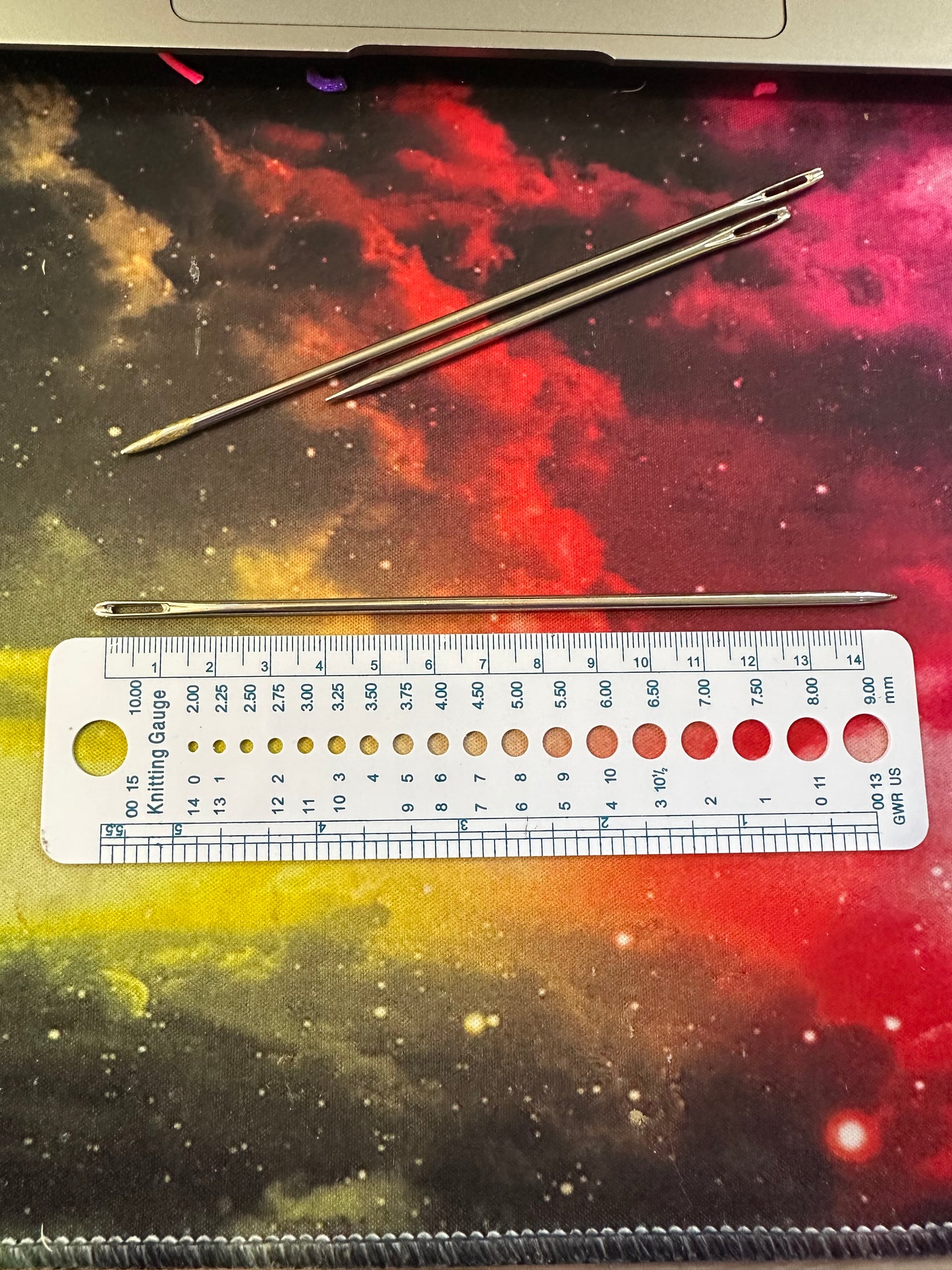 Super long 15cm long darning / sewing needles - 2pk