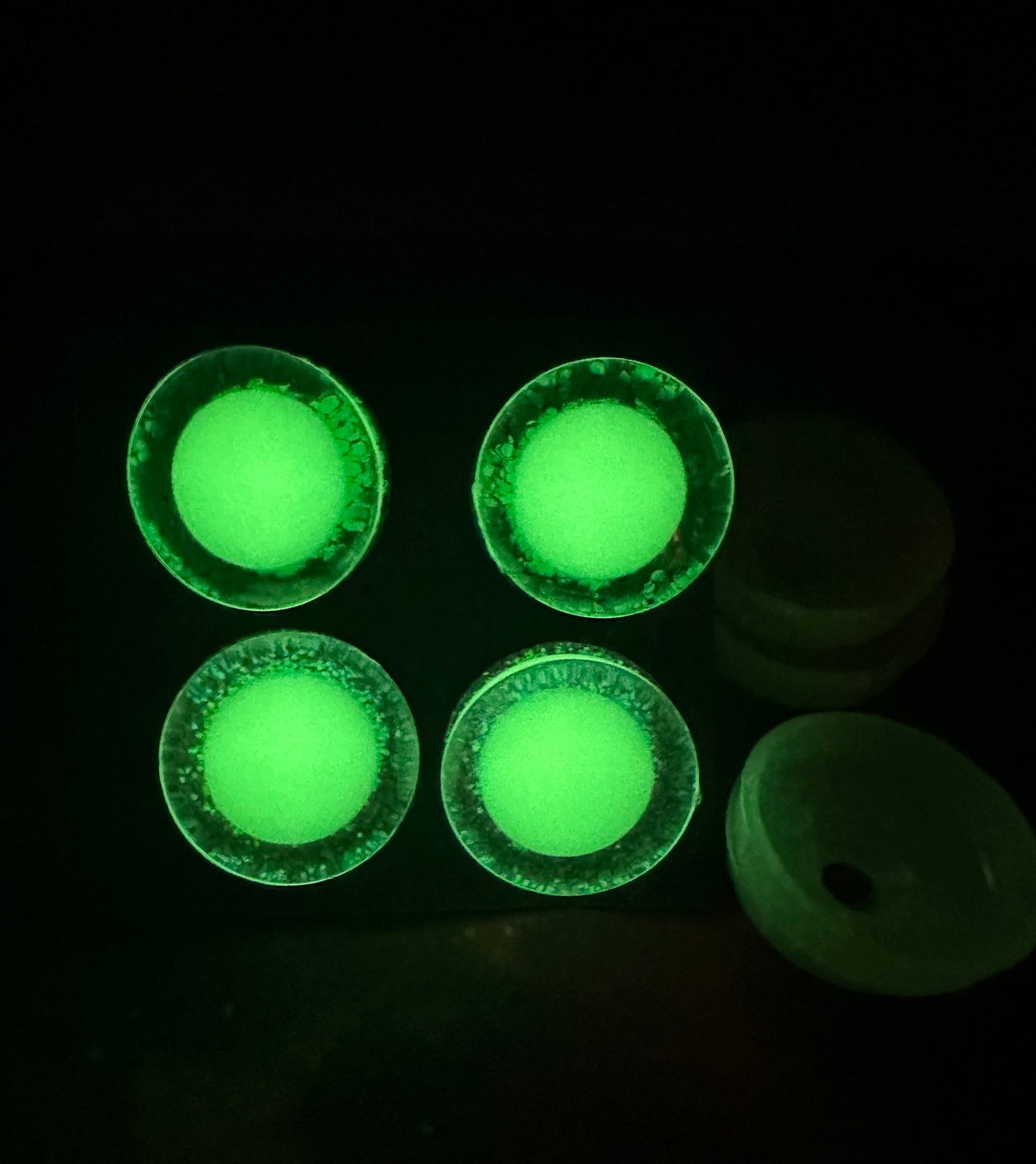 Centre Glow in the dark Pupil Sinker Safety eyes 5 pairs 25mm - 5Pk Prism Plates included