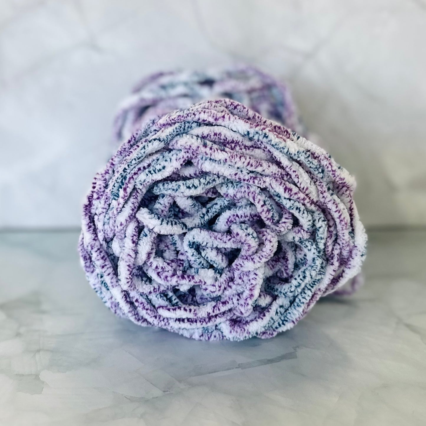 Cozy Cloud Candy - 25 (Dark blue/Purple)