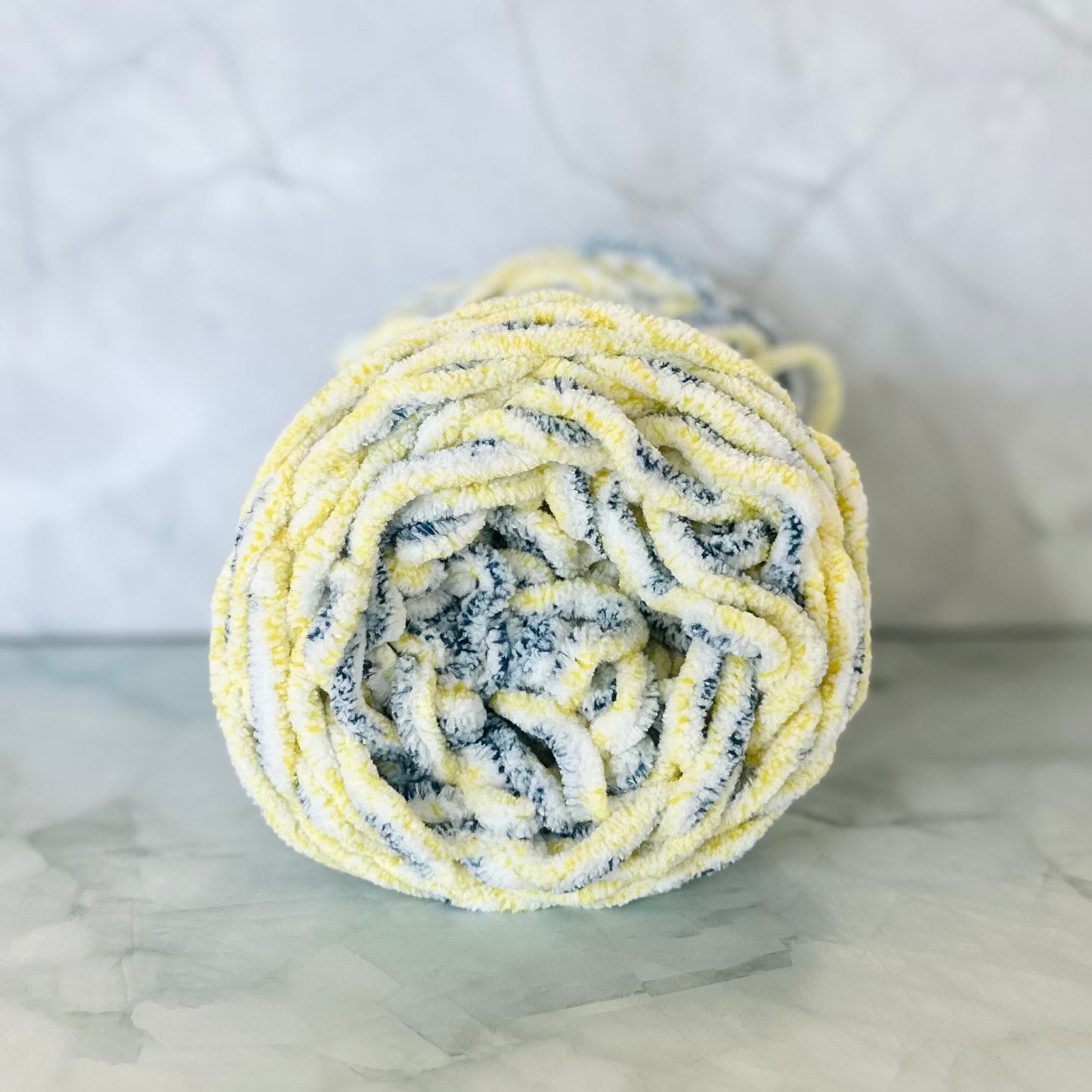Cozy Cloud Candy - 26 (Blue/yellow mix)