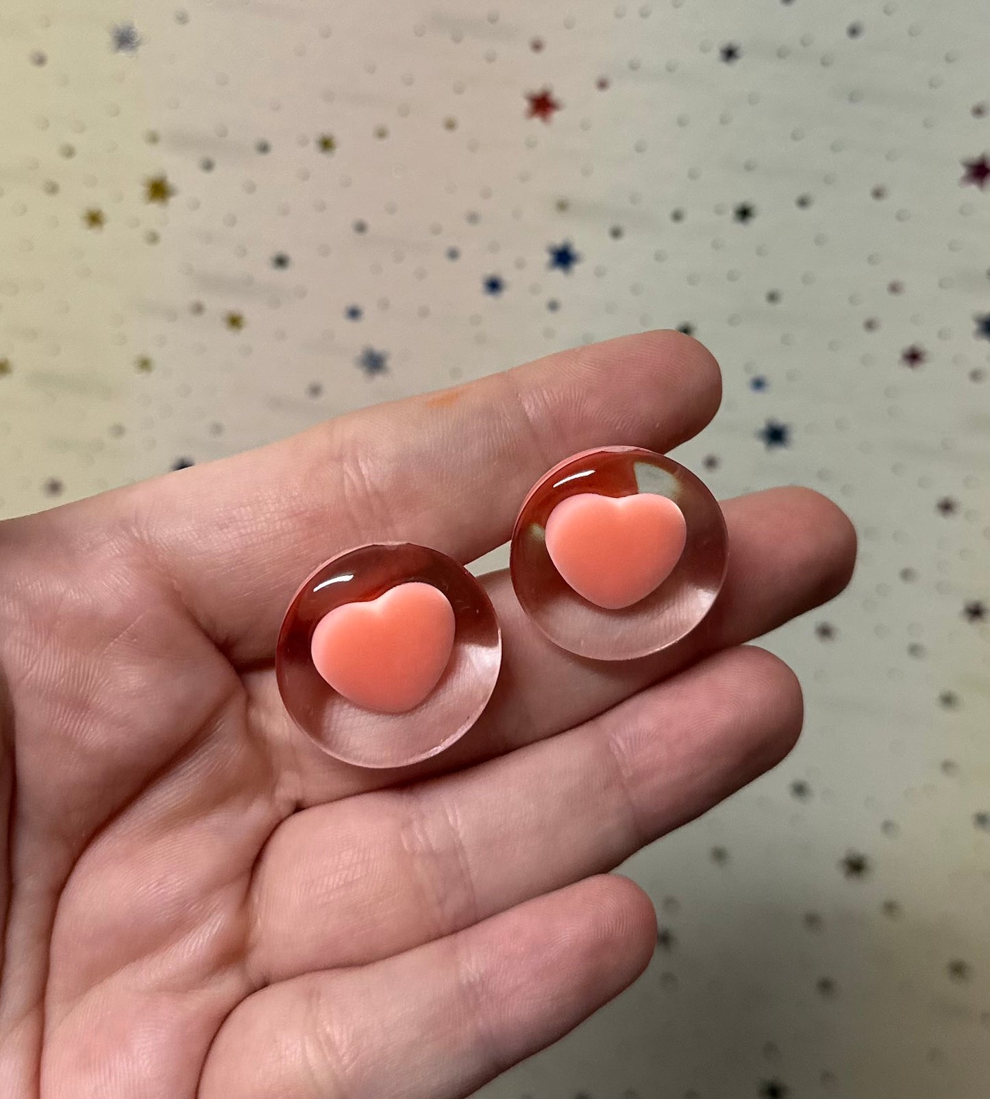 Centre Pink or Black Heart shaped Pupil Sinker Safety eyes 5 pairs 25mm - 5Pk Prism Plates included *NEW Pack size*