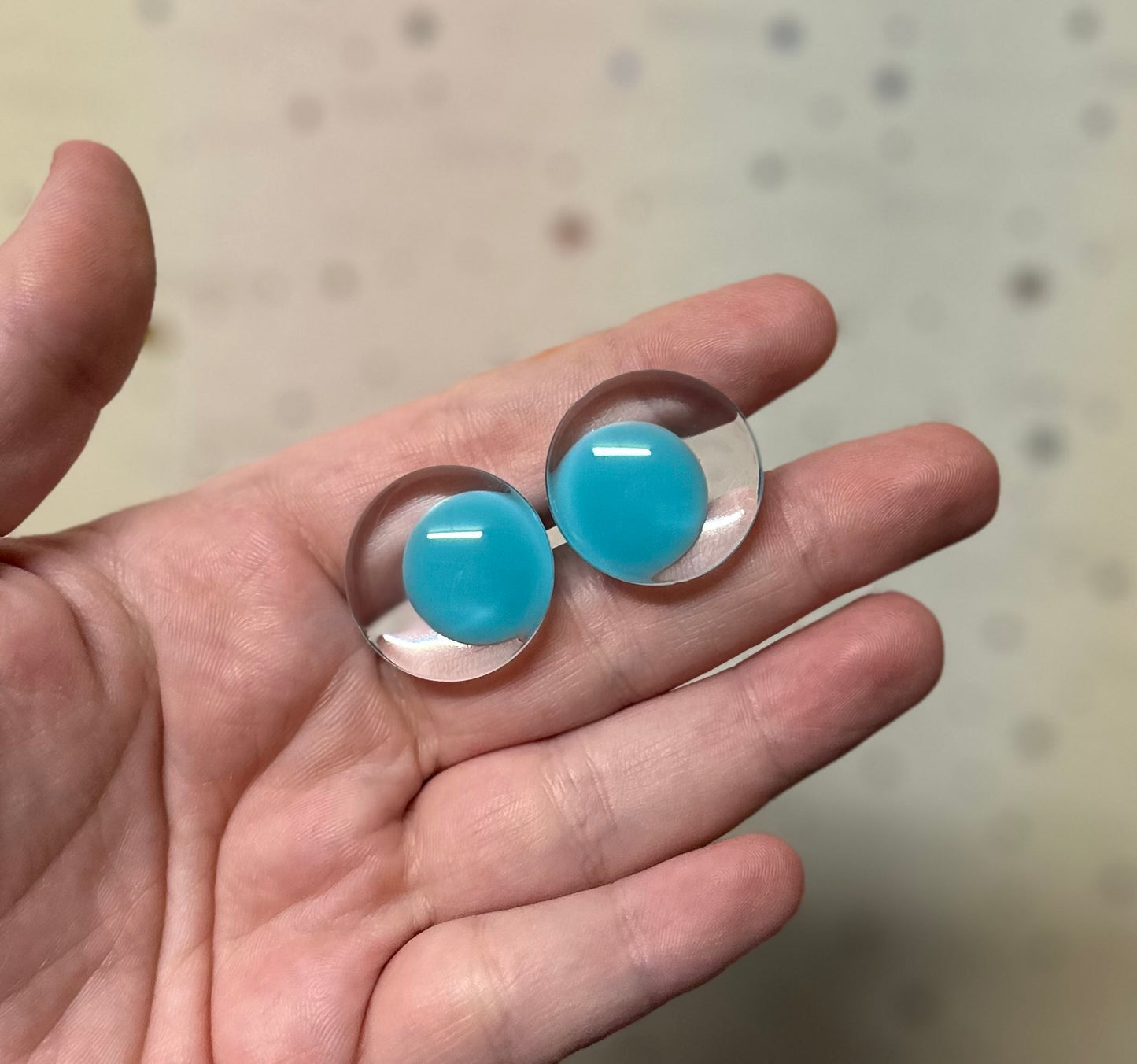 Off Centre Light Blue Pupil Sinker Safety eyes 5 pairs 25mm- 5Pk Prism Plates included