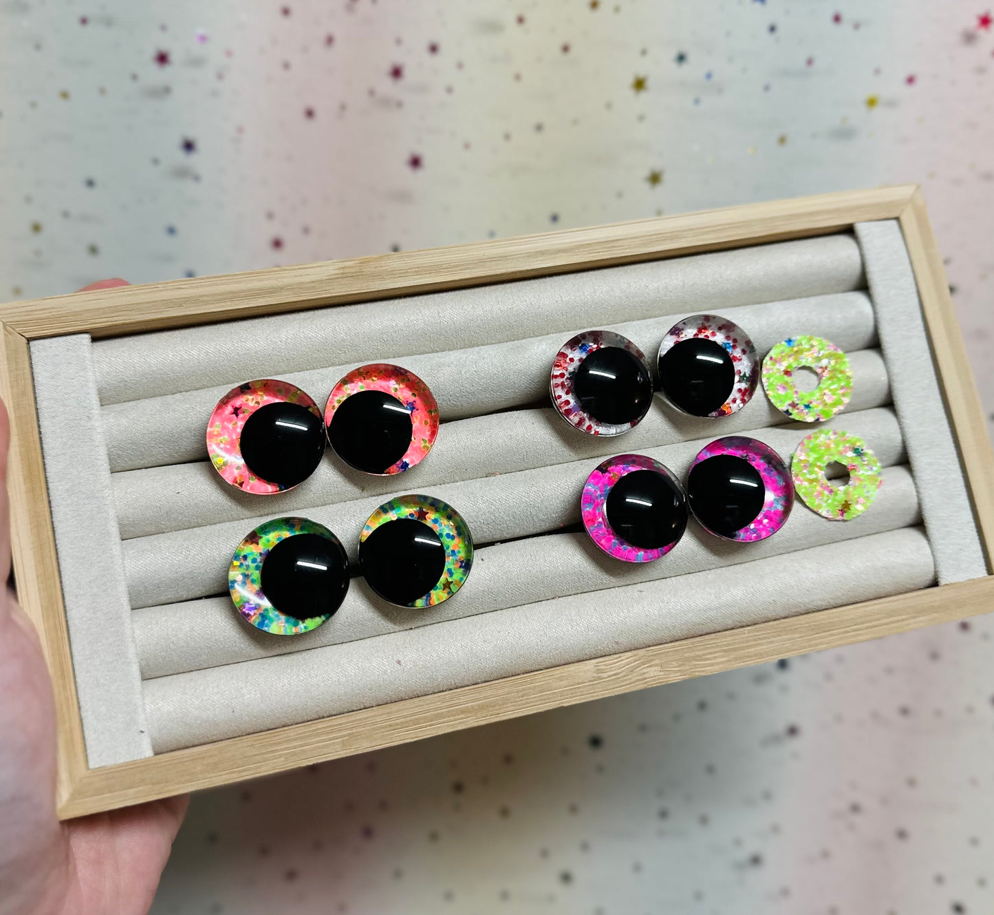 Off Centre Pupil Sinker Safety eyes 5 pairs 14-35mm- 5Pk Prism Plates included *NEW Pack Size*