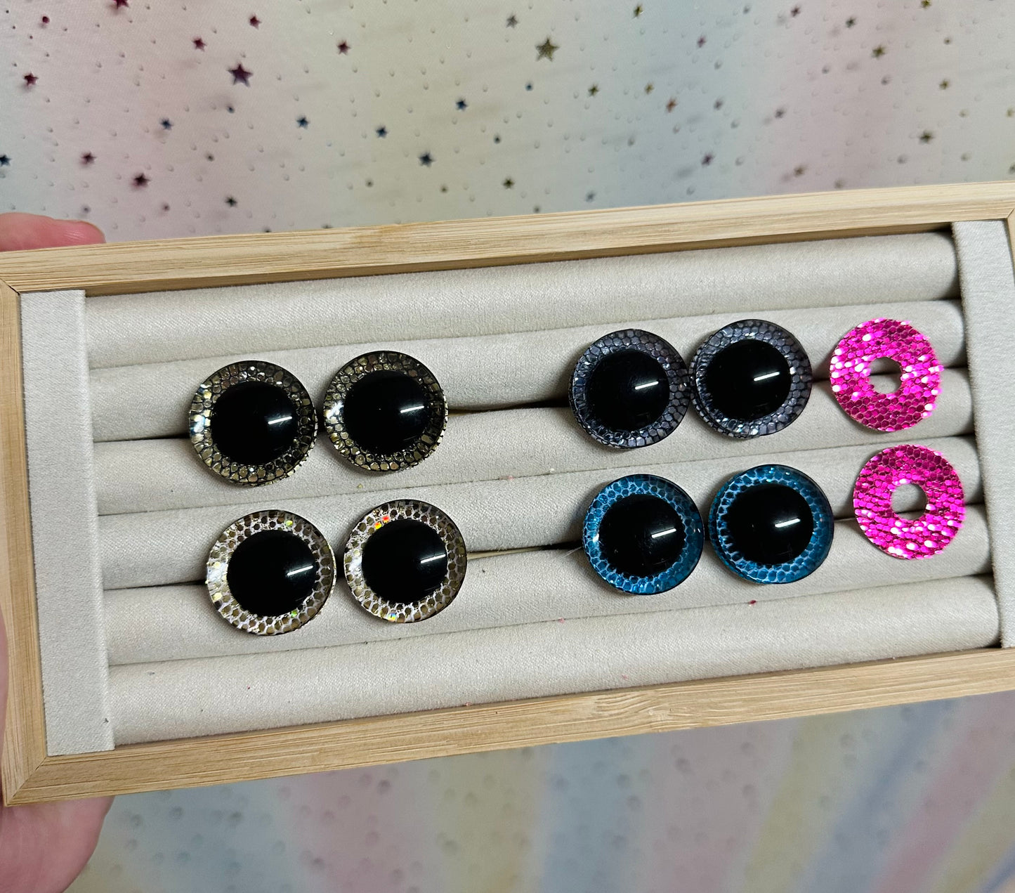 Centre Pupil Sinker safety eyes - 5 Pairs in sizes 10mm-35mm - Prism Plates 5pk *NEW Pack size*