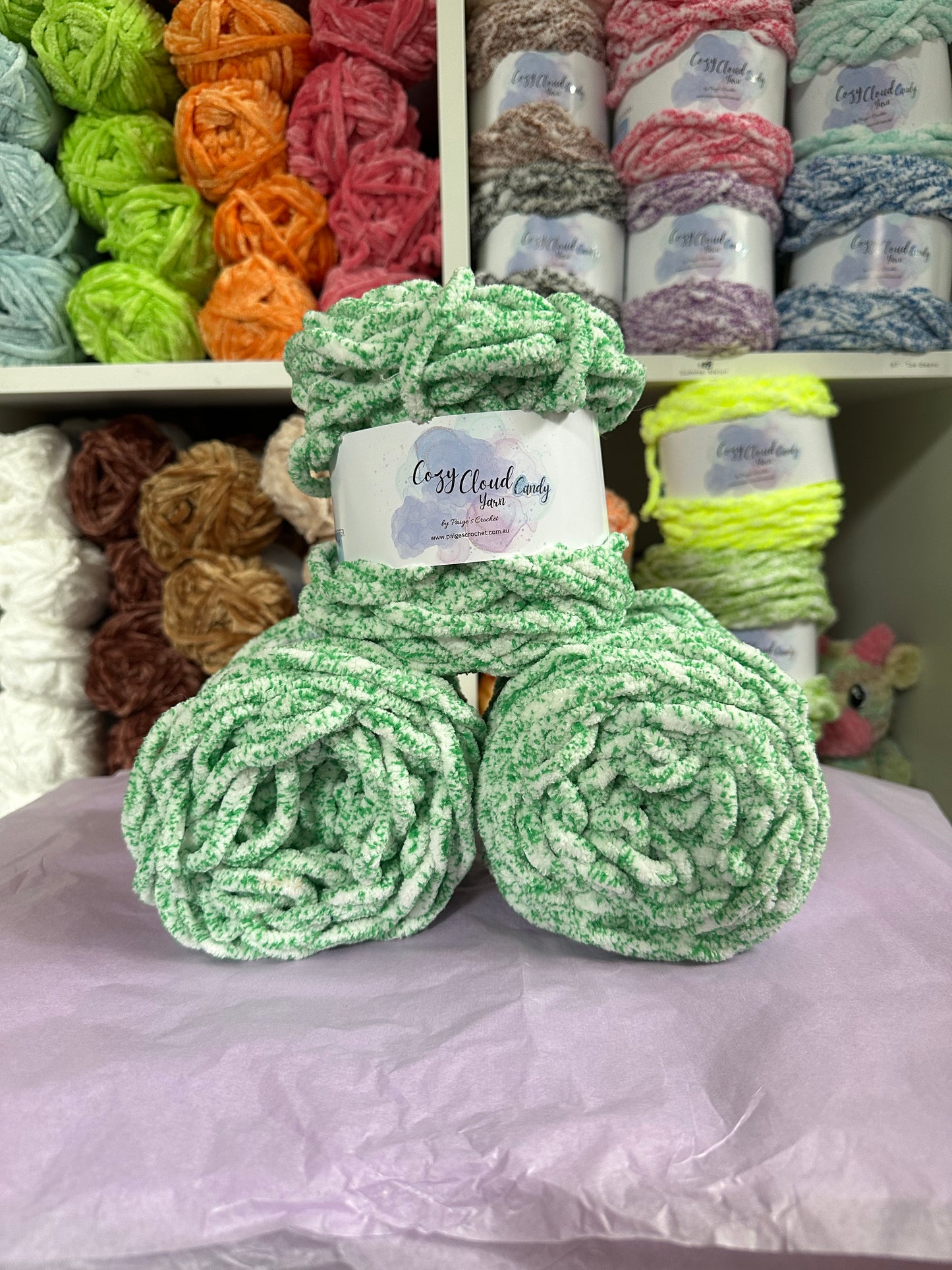 Cozy Cloud Candy - 07 Peppermint leaves