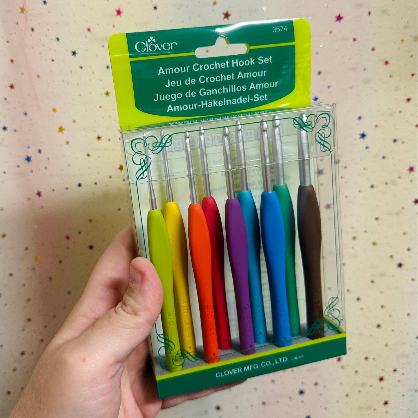 Clover Amour Crochet hook sizes 2mm-15mm