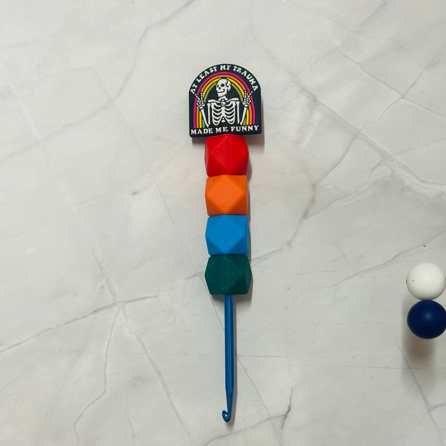 Silicone Bead ergonomic Crochet hook - 3mm - 5.5mm - Trauma makes you funny