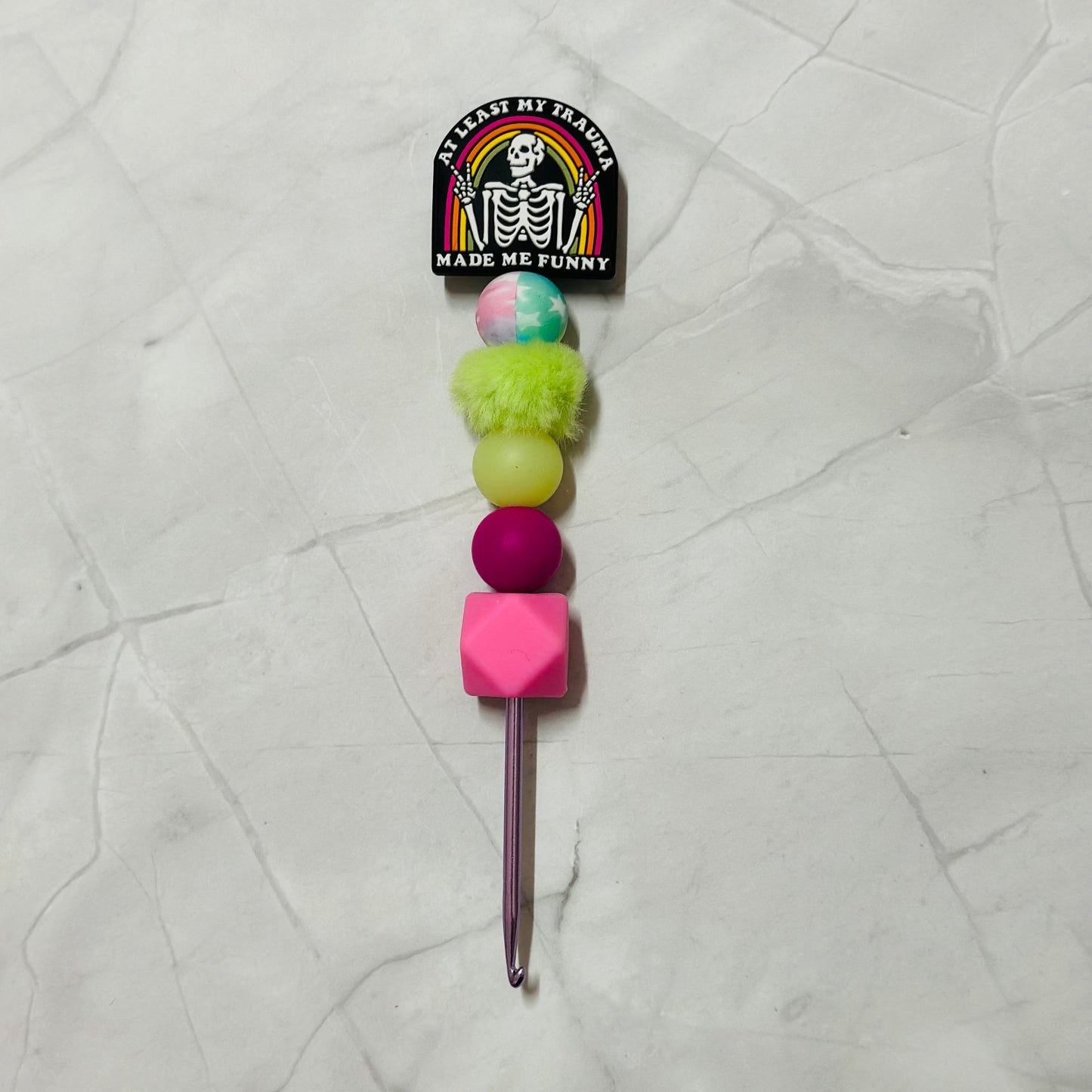 Silicone Bead ergonomic Crochet hook - 3mm - 5.5mm - Trauma makes you funny