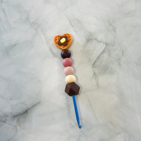 Silicone Bead ergonomic Crochet hook - 4mm  - Heart Waffle