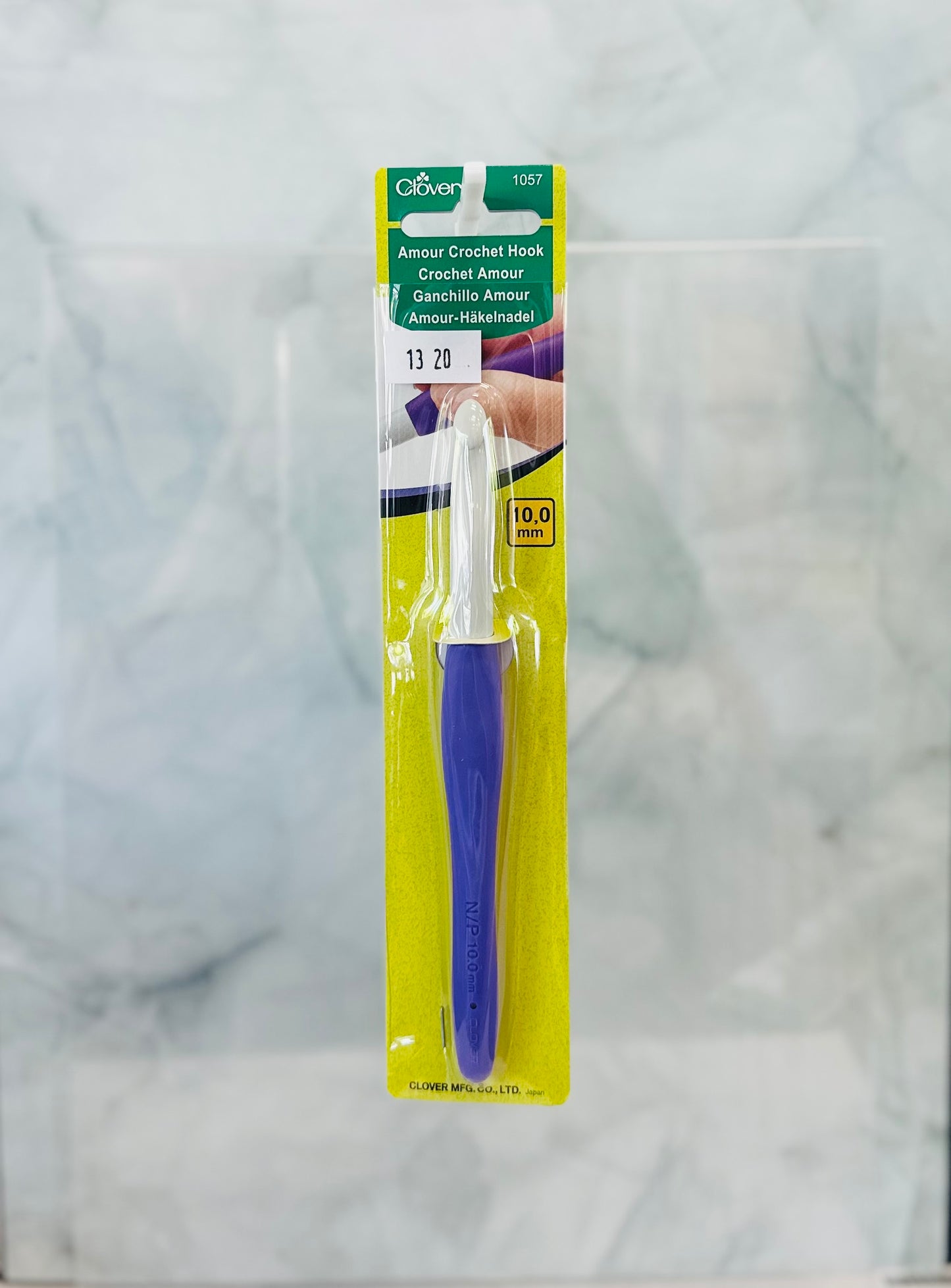 Clover Amour Crochet hook sizes 2mm-15mm