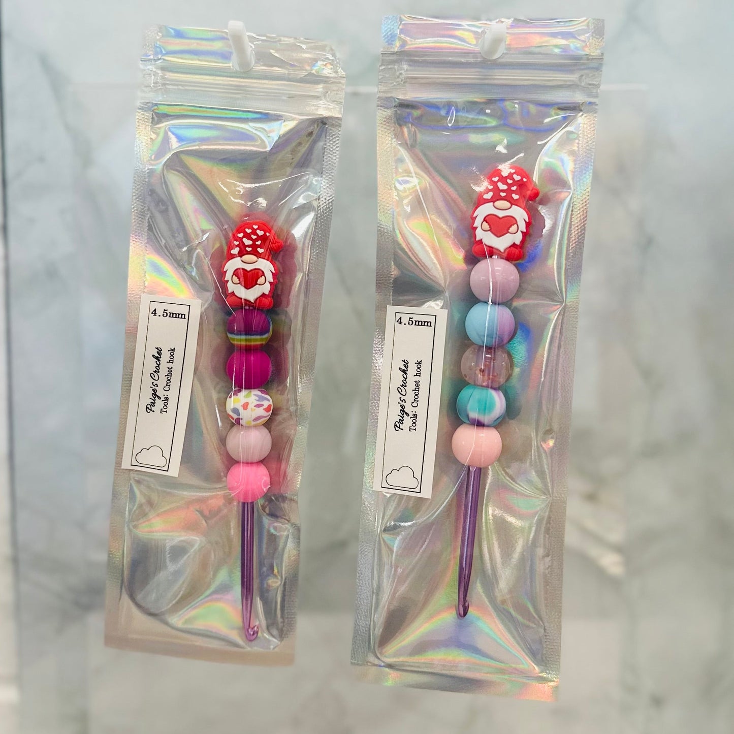4.5mm crochet hooks with cilicone beads an heart themed gnomes 
