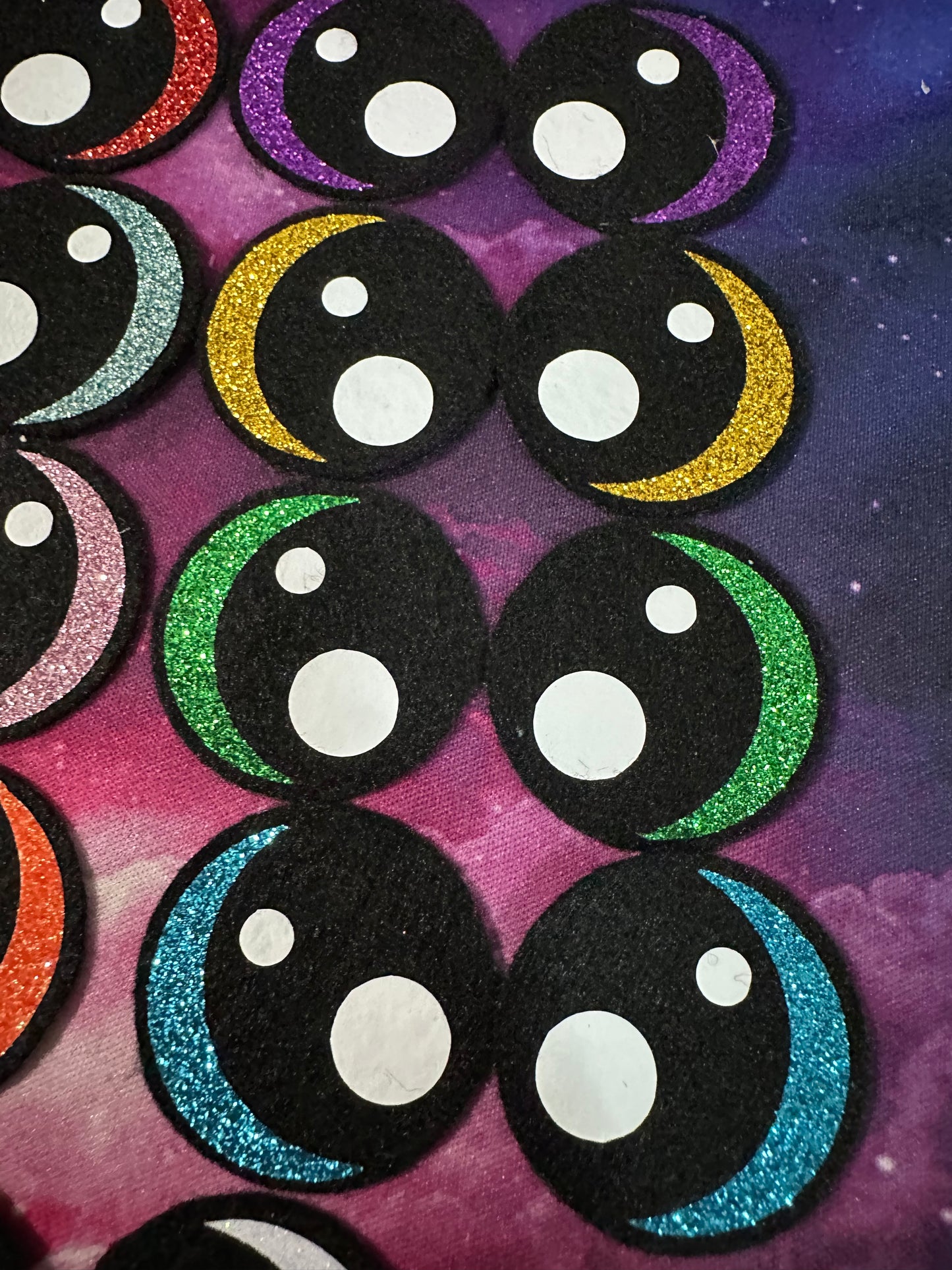 Crescent moon Felt eye 2cm-4.5cm round - Mystery Pack - 5 Pairs