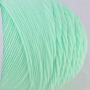 Cozy Cloud Legacy - 100% Acrylic - 200g - 32