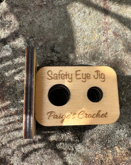 Australia’s first SAFETY EYE JIG - tool for amigurumi plastic safety eyes fits 12mm-50mm eyes